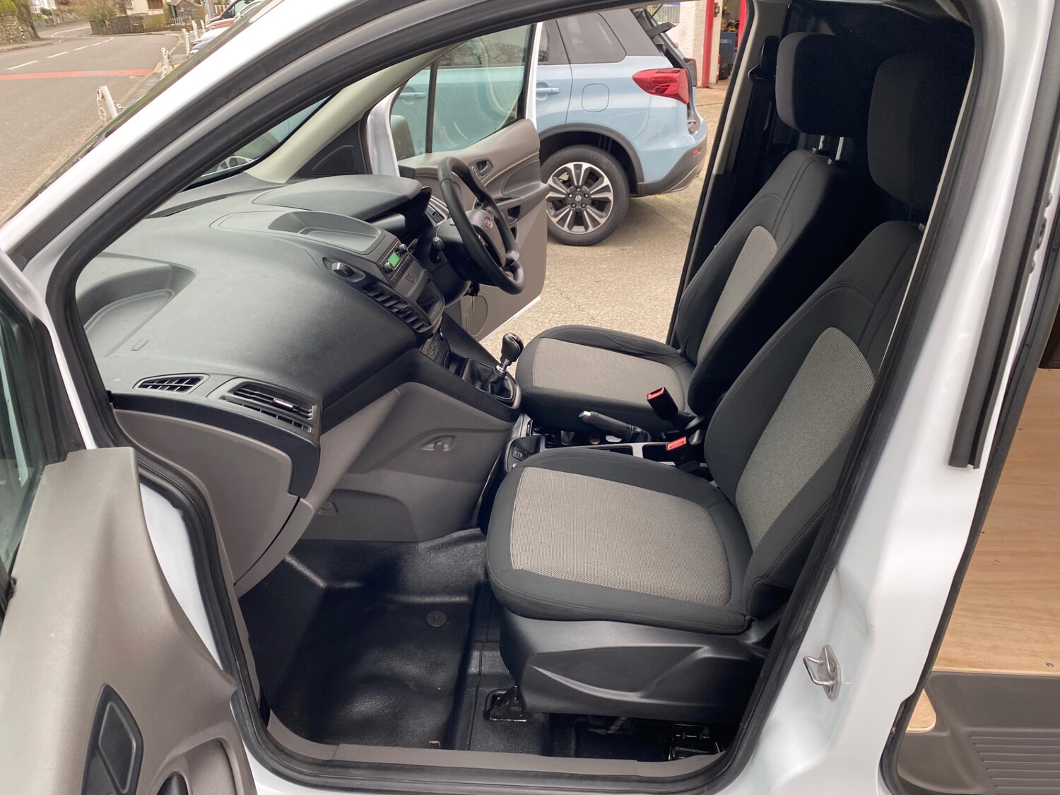 Used Ford Transit Connect 2019 for sale - 77877383: Photo 9