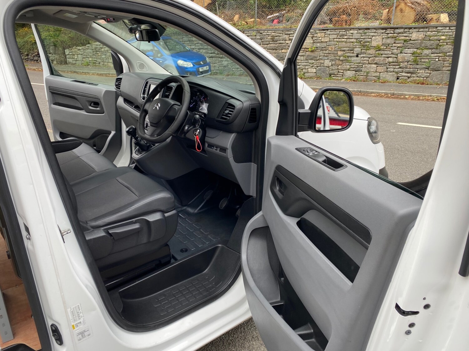 Used Citroen Dispatch 2020 for sale - 76220378: Photo 14