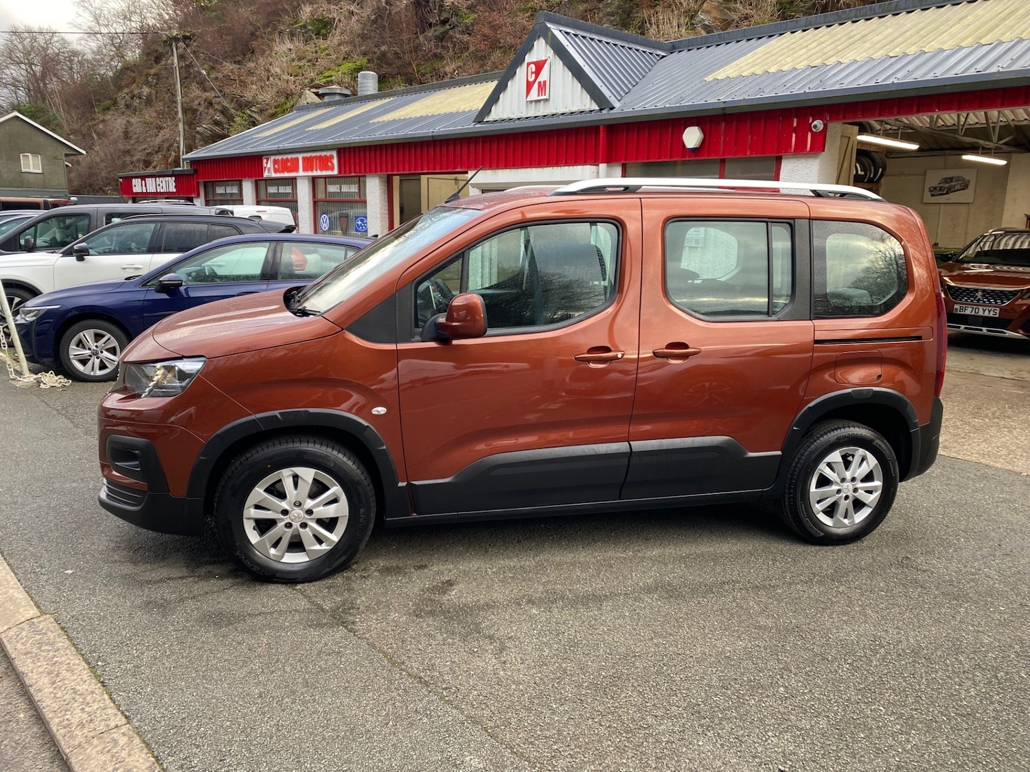 Used Peugeot Rifter 2020 for sale - 76908197: Photo 2