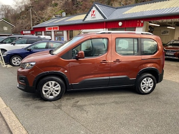 Used Peugeot Rifter 2020 for sale - 76908197: Photo