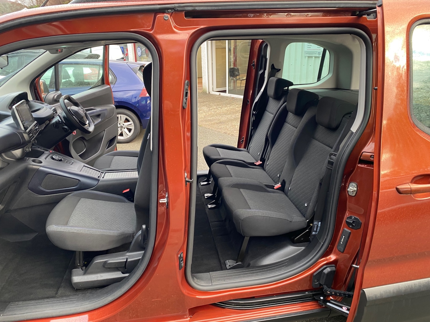 Used Peugeot Rifter 2020 for sale - 76908197: Photo 3