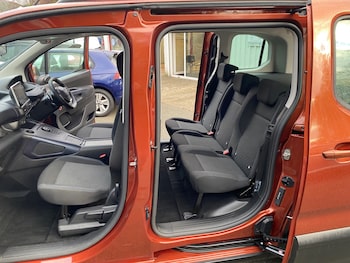 Used Peugeot Rifter 2020 for sale - 76908197: Photo