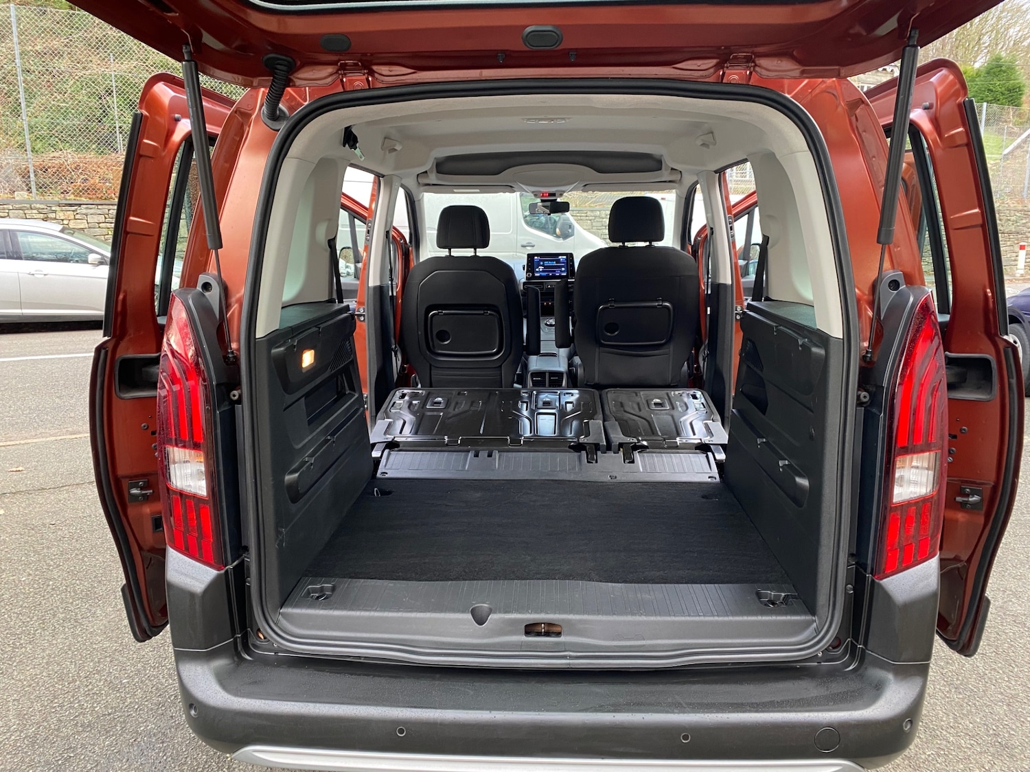 Used Peugeot Rifter 2020 for sale - 76908197: Photo 7