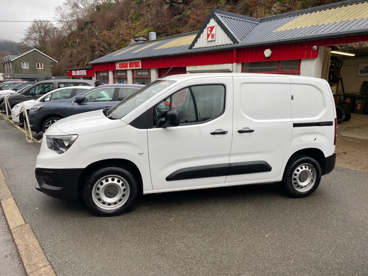 Used Vauxhall Combo 2021 for sale - 77545938: Photo 2