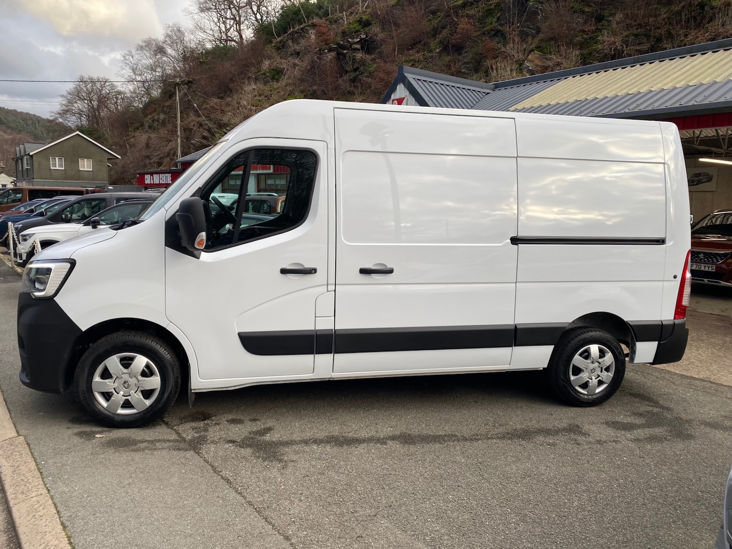 Used Renault Master 2021 for sale - 76908167: Photo 2