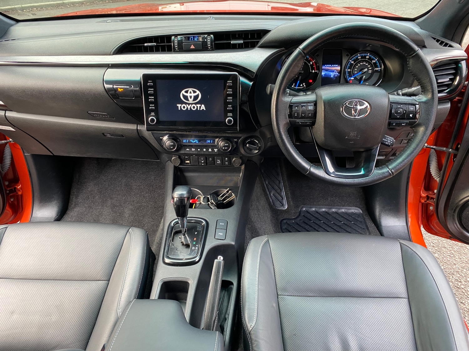 Used Toyota Hilux 2023 for sale - 77607855: Photo 17