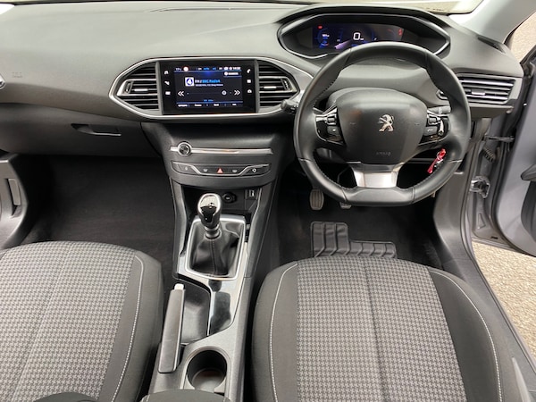 Used Peugeot 308 2020 for sale - 75045006: Photo 15