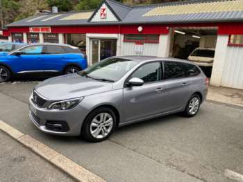 2020 (70) - 1.5 BlueHDi 130 Active Premium 5dr [Digital] Diesel Estate Low Mileage