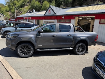 Used Toyota Hilux 2021 for sale - 79101720: Photo
