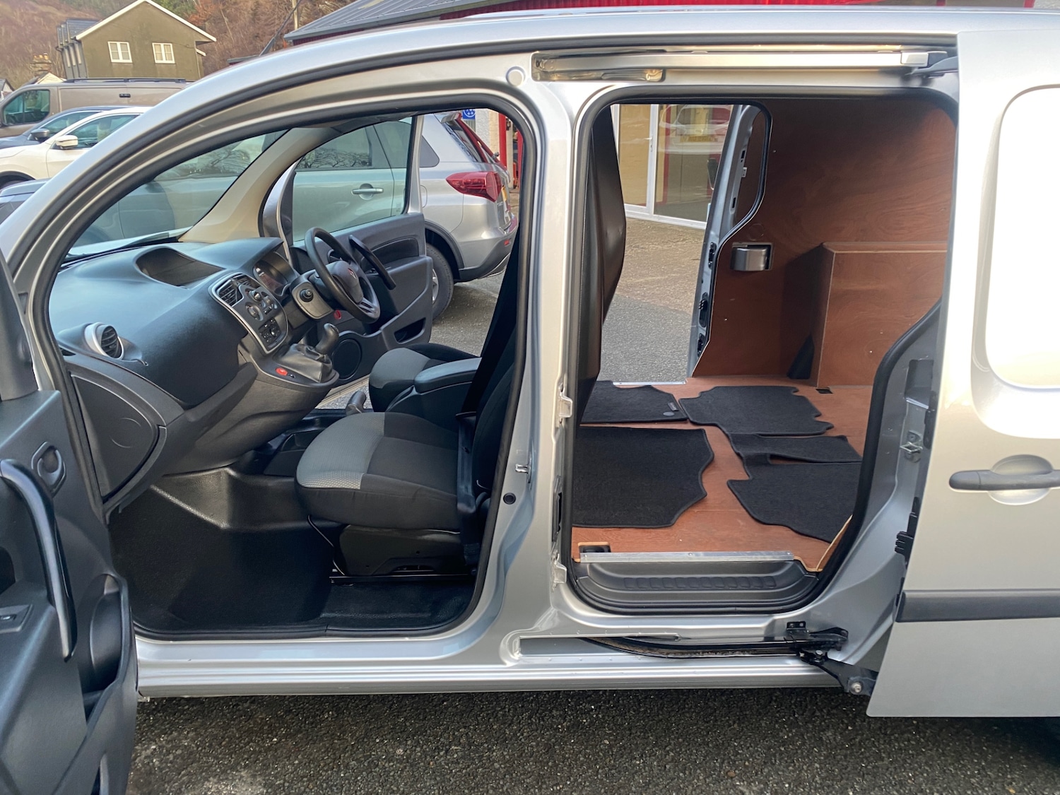 Used Renault Kangoo 2017 for sale - 73617036: Photo 11