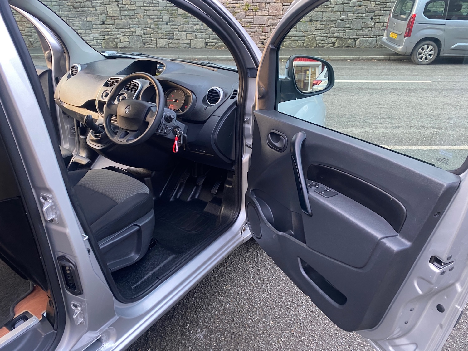 Used Renault Kangoo 2017 for sale - 73617036: Photo 14