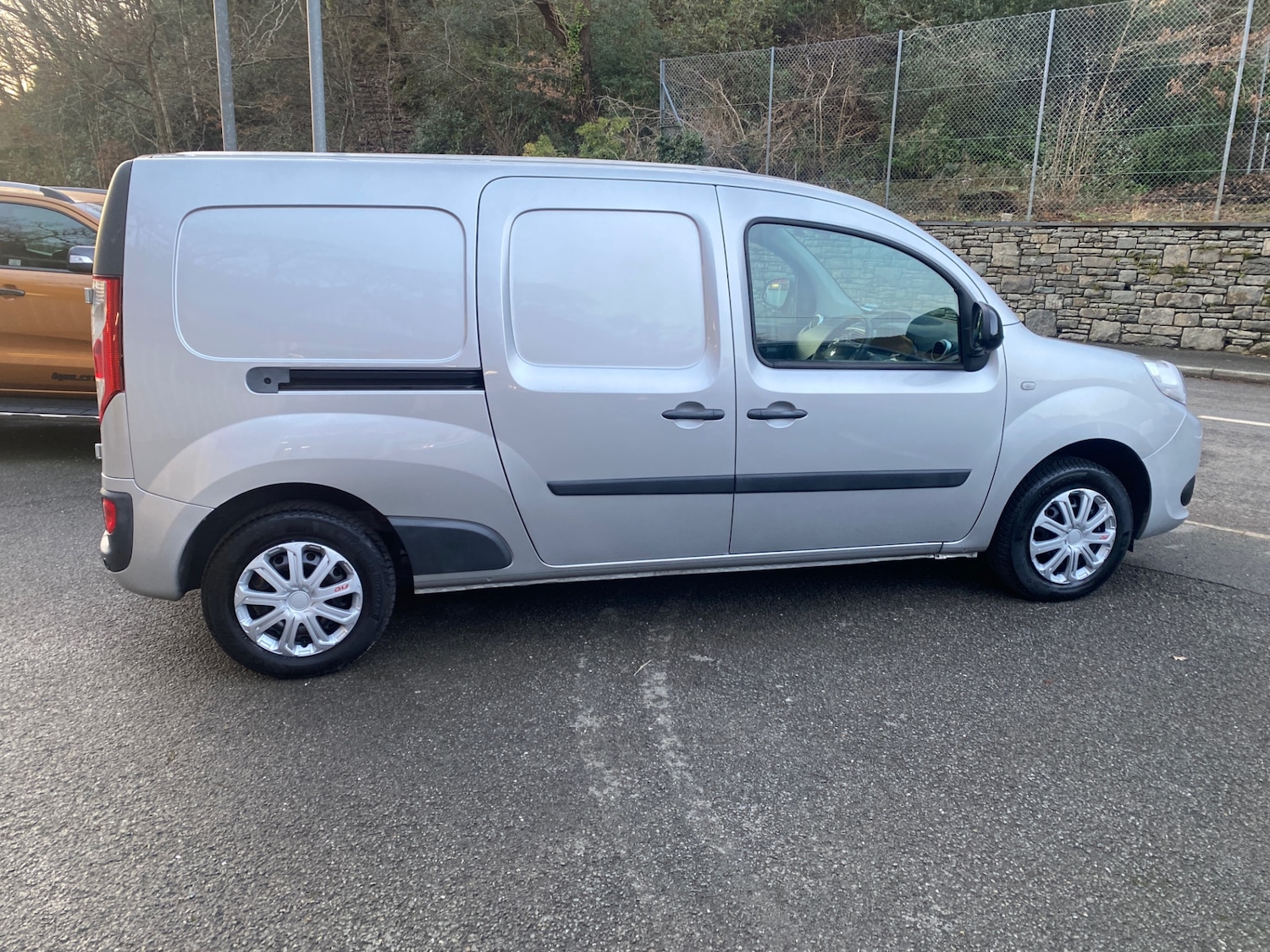 Used Renault Kangoo 2017 for sale - 73617036: Photo 6