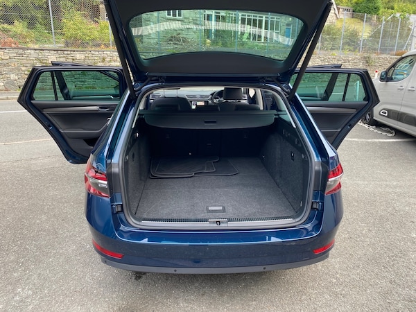 Used Skoda Superb 2020 for sale - 75662018: Photo 5