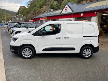 Used Vauxhall Combo 2020 for sale - 75922990: Photo