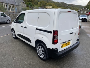 Used Vauxhall Combo 2020 for sale - 75922990: Photo