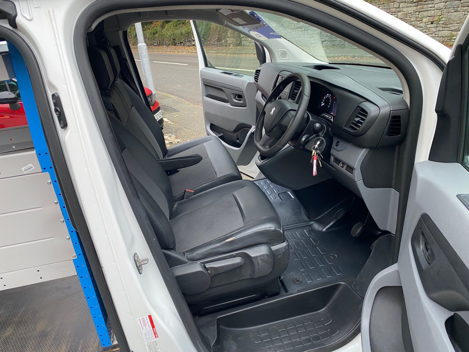 Used Peugeot Expert 2018 for sale - 76197246: Photo 15