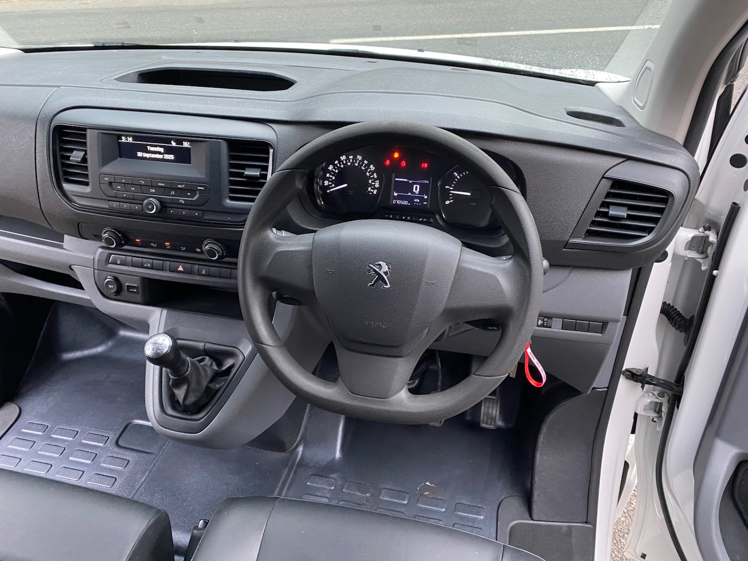 Used Peugeot Expert 2018 for sale - 76197246: Photo 16