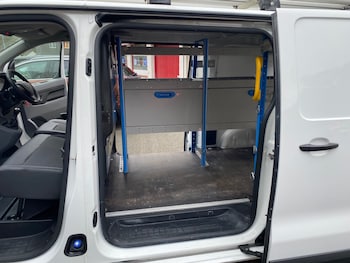 Used Peugeot Expert 2018 for sale - 76197246: Photo