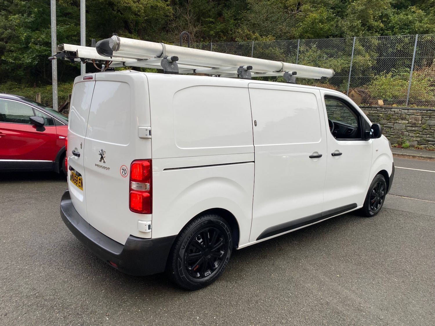 Used Peugeot Expert 2018 for sale - 76197246: Photo 9