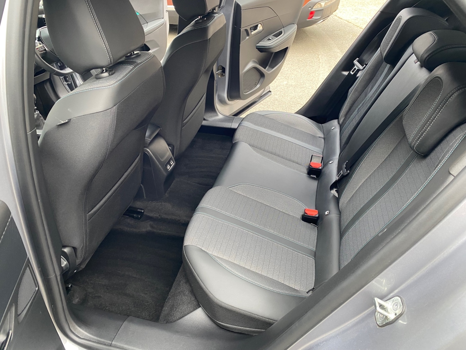 Used Peugeot 2008 2022 for sale - 76120391: Photo 10