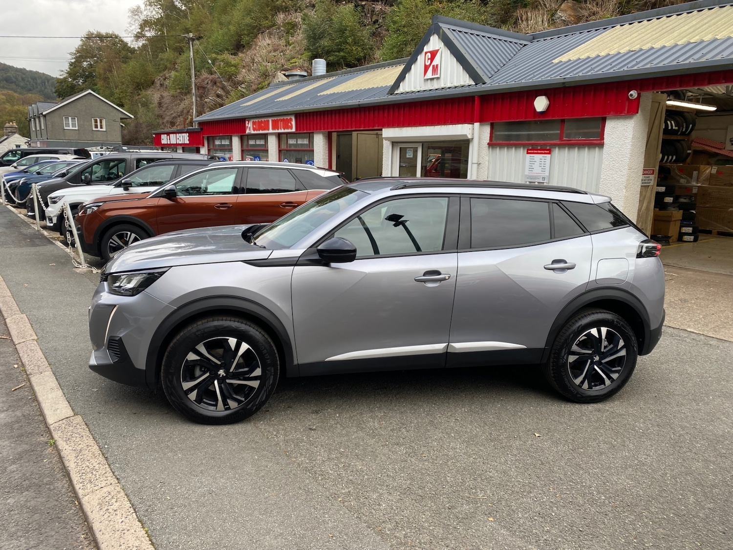 Used Peugeot 2008 2022 for sale - 76120391: Photo 2