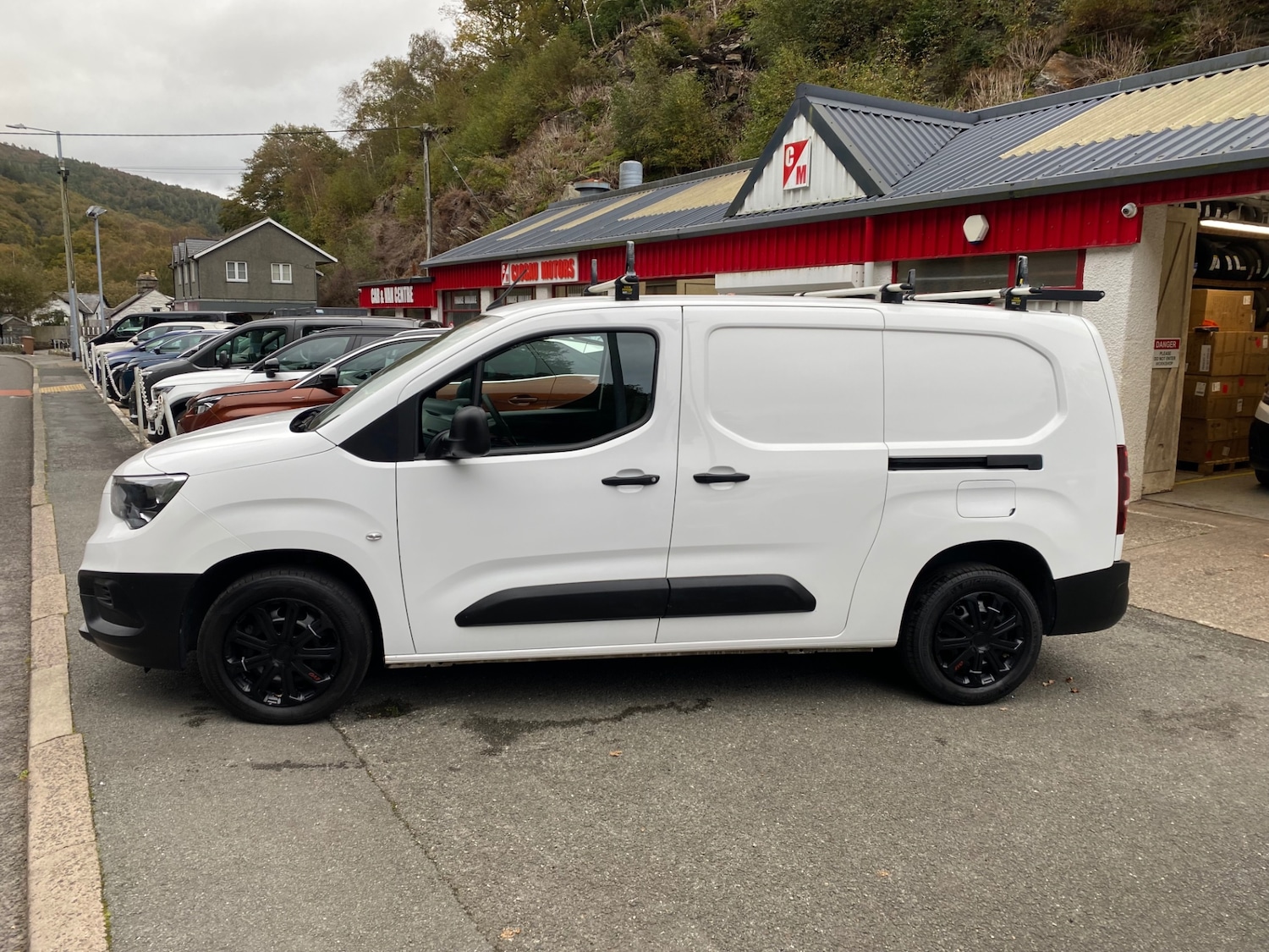 Used Vauxhall Combo 2021 for sale - 76220521: Photo 2