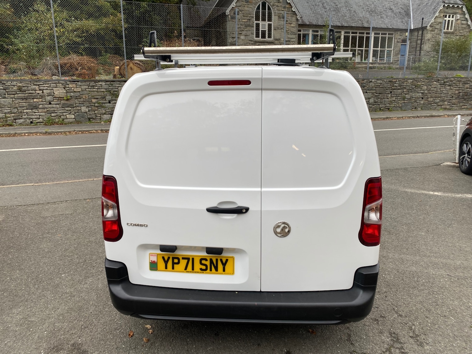 Used Vauxhall Combo 2021 for sale - 76220521: Photo 5
