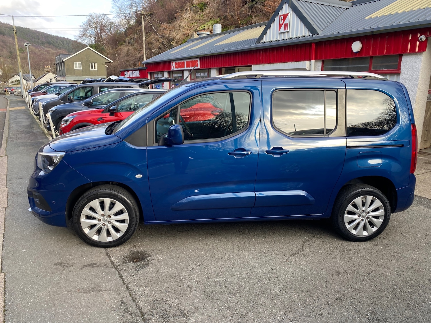 Used Vauxhall Combo Life 2020 for sale - 77668045: Photo 2