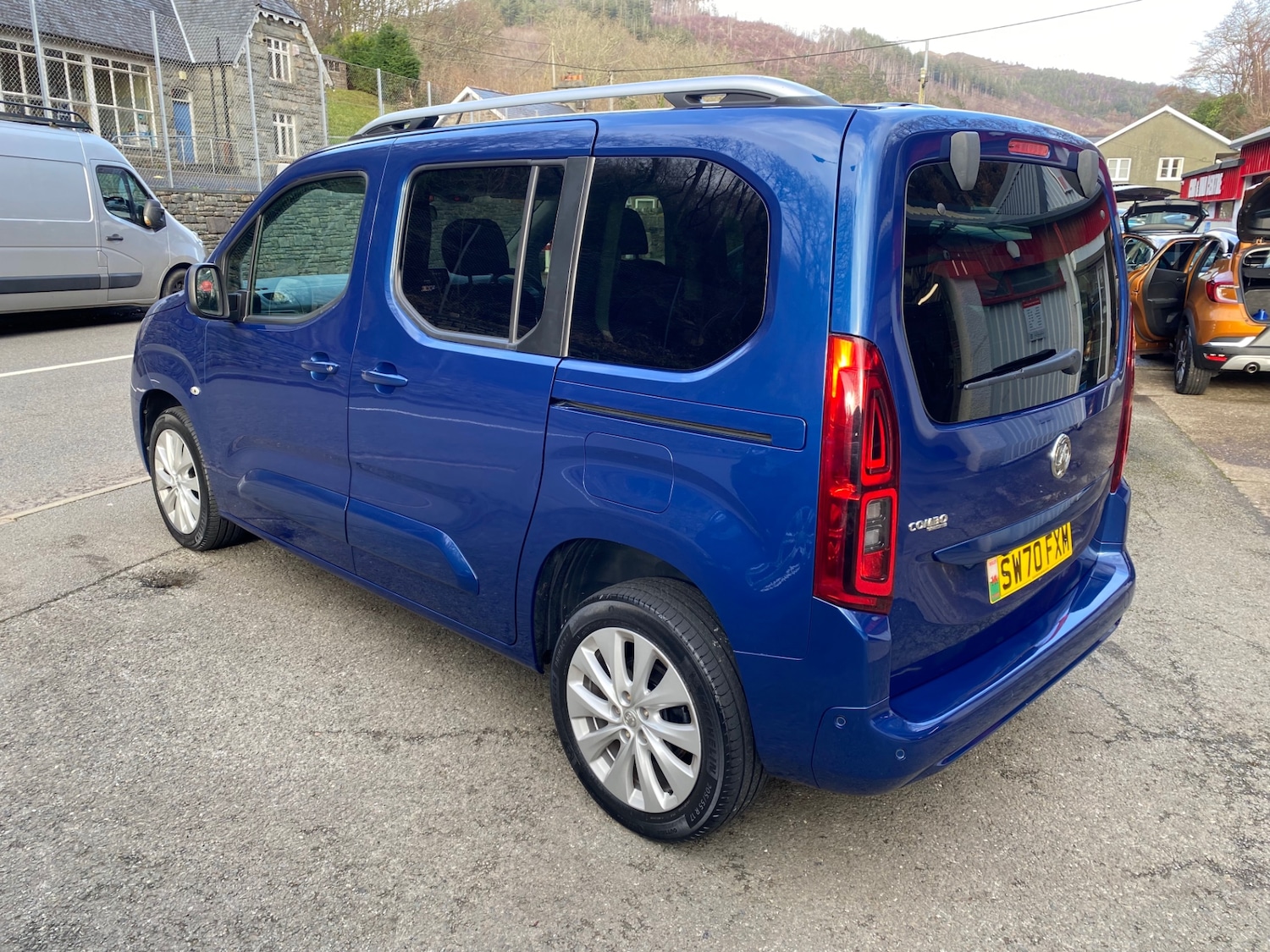 Used Vauxhall Combo Life 2020 for sale - 77668045: Photo 5