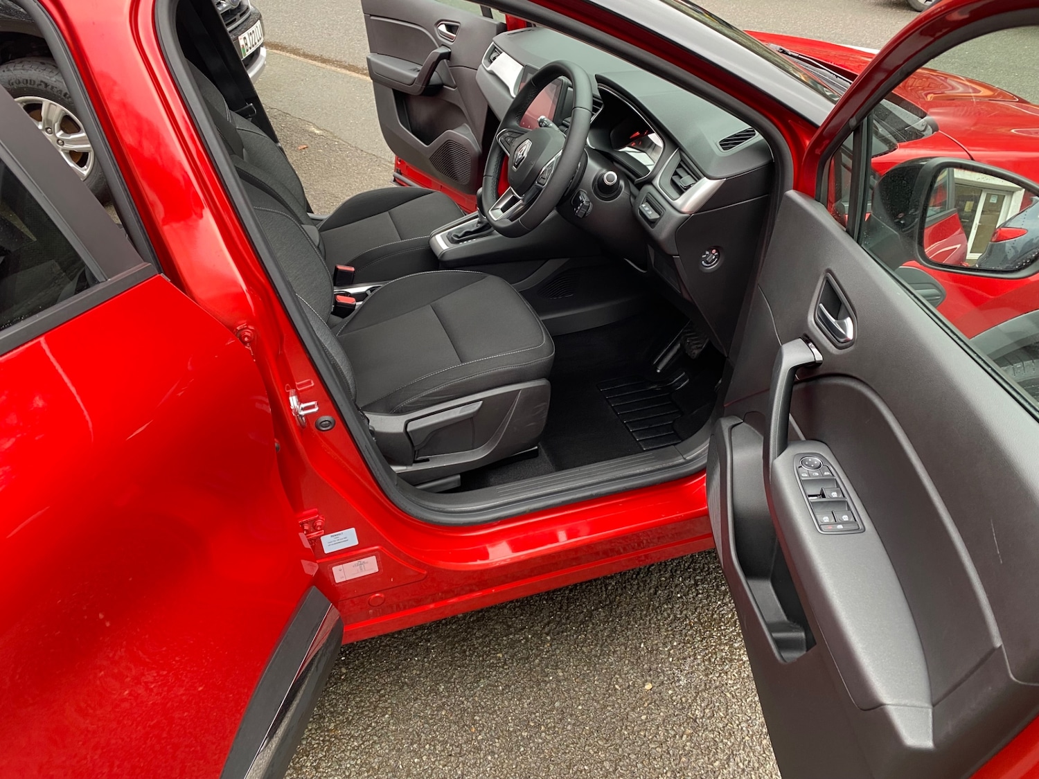 Used Renault Captur 2021 for sale - 77546113: Photo 13