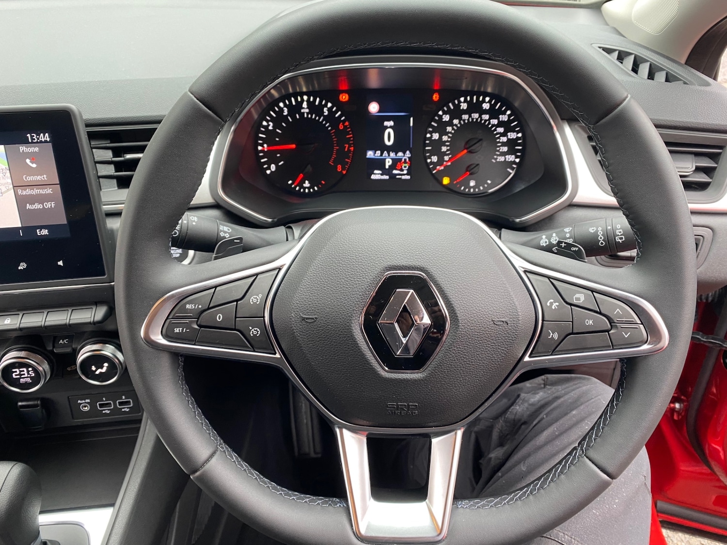 Used Renault Captur 2021 for sale - 77546113: Photo 15