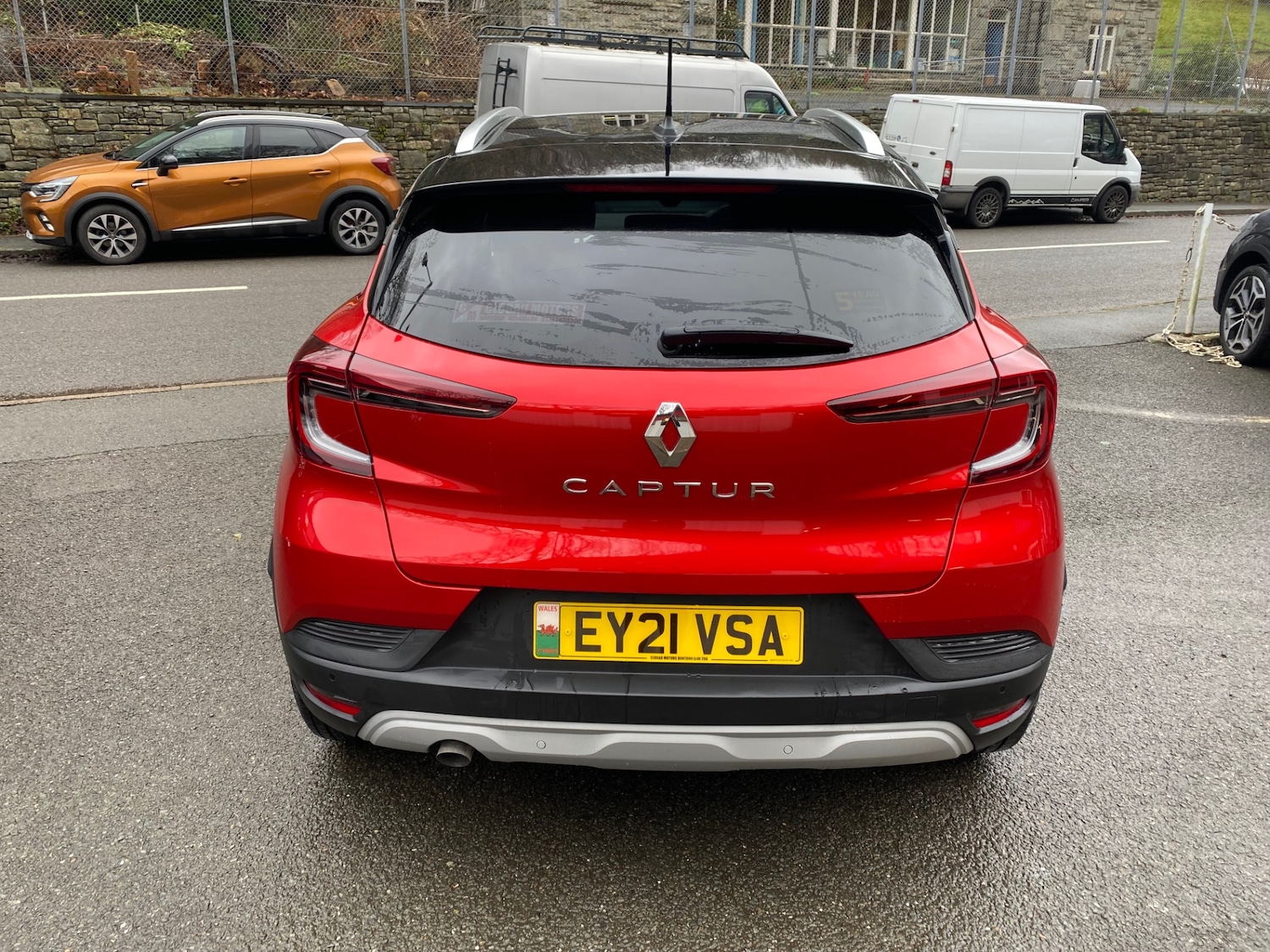 Used Renault Captur 2021 for sale - 77546113: Photo 4