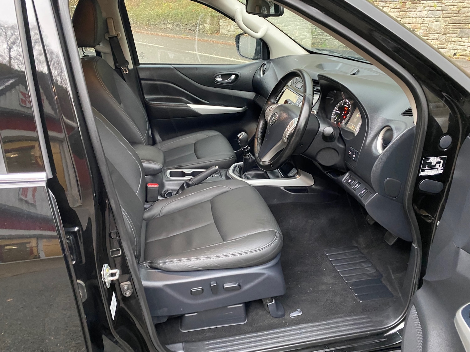 Used Nissan Navara 2020 for sale - 76734887: Photo 14