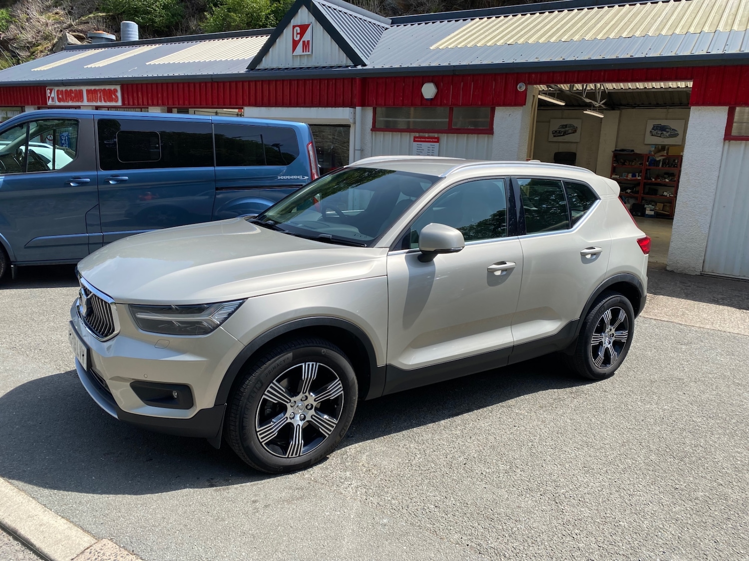 Vehicle 1