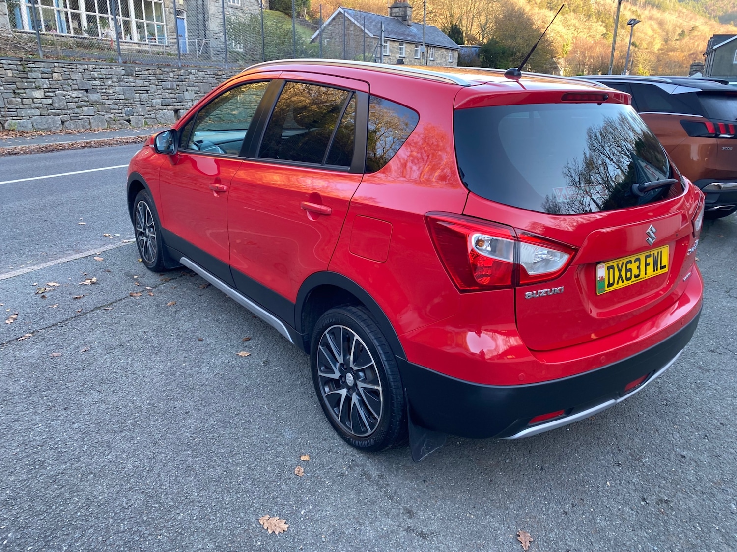 Used Suzuki SX4 S-Cross 2014 for sale - 76609900: Photo 3