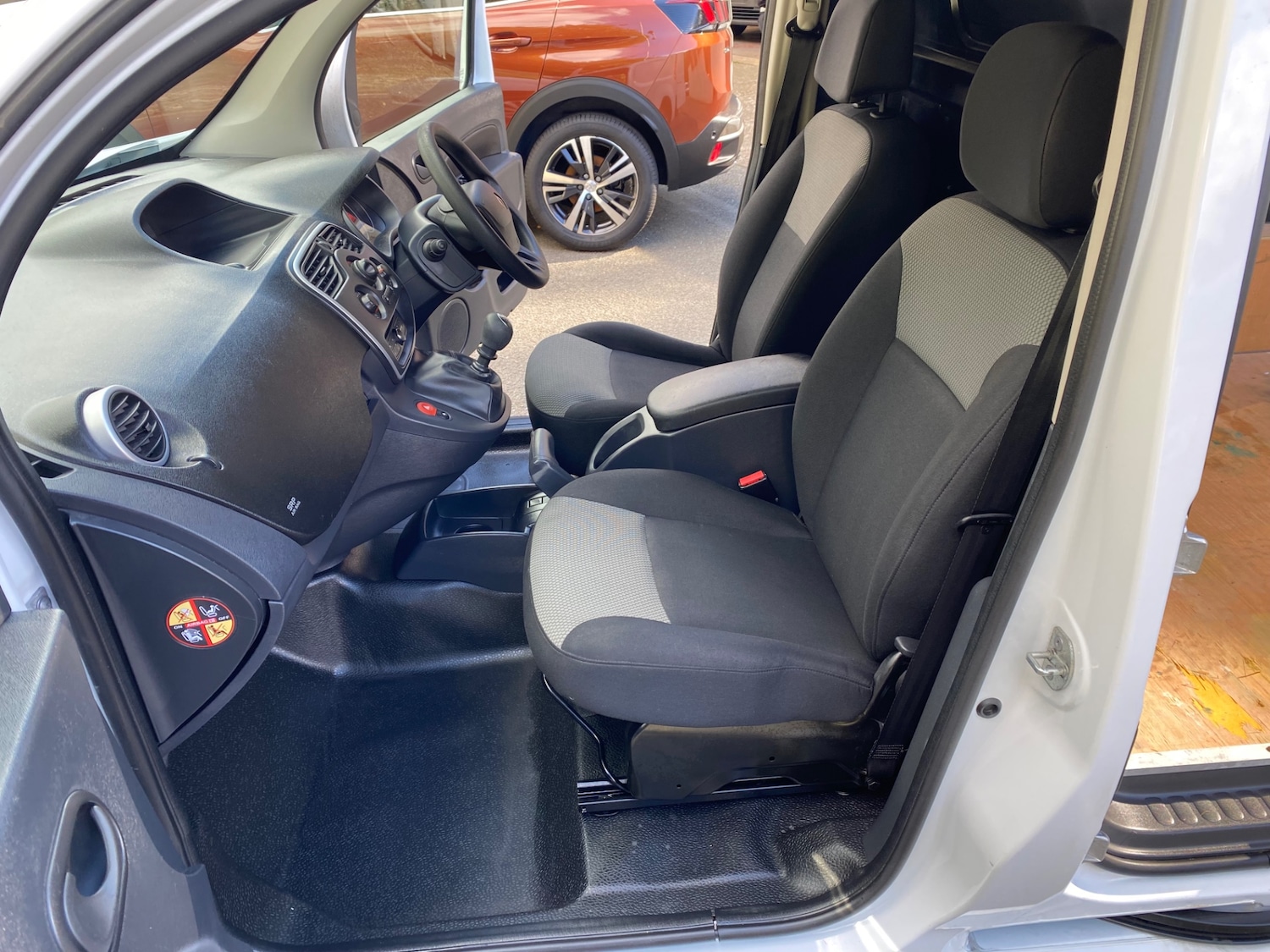 Used Renault Kangoo 2020 for sale - 76035942: Photo 12