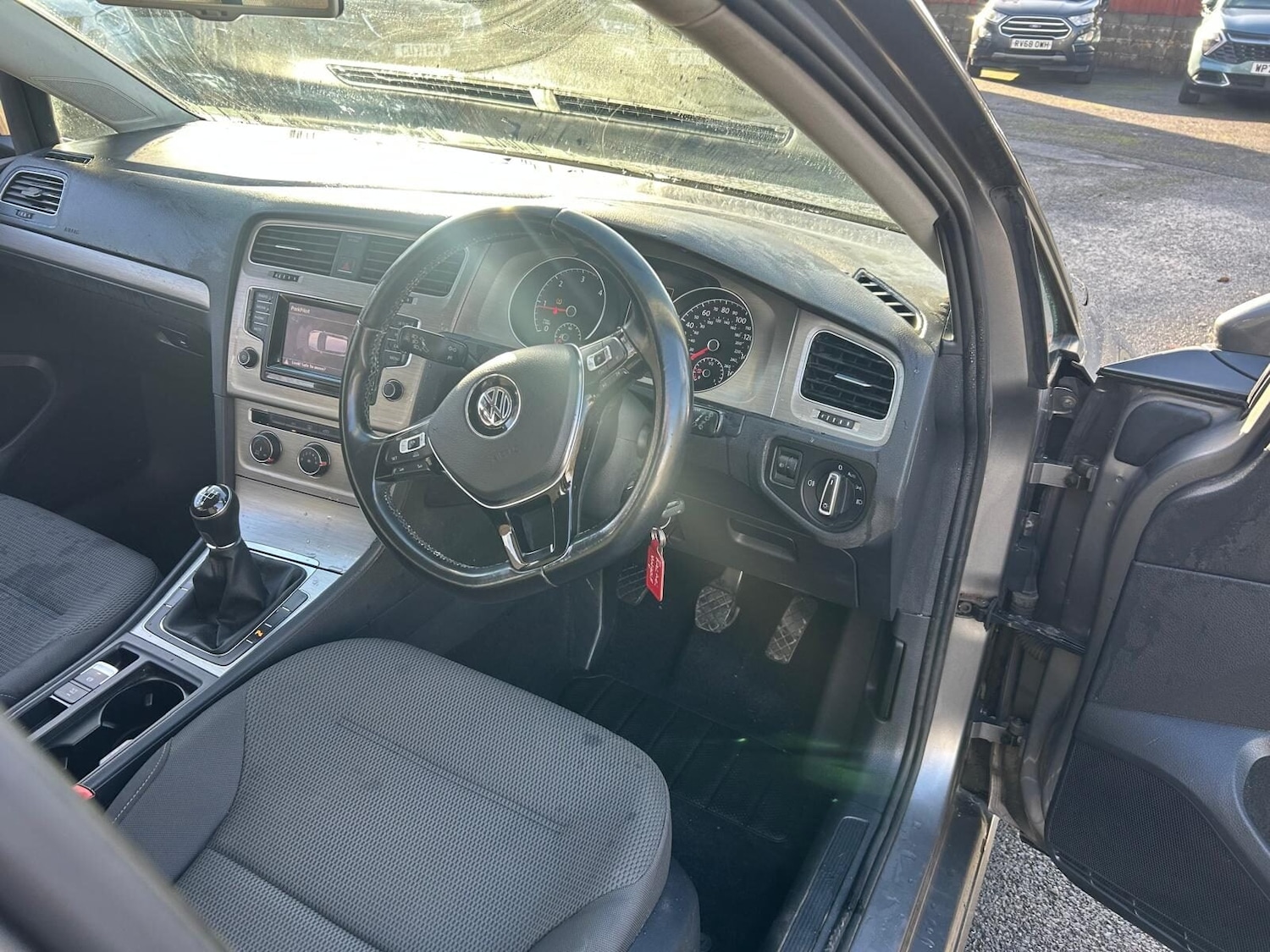 Used Volkswagen Golf 2013 for sale - 76945450: Photo 9