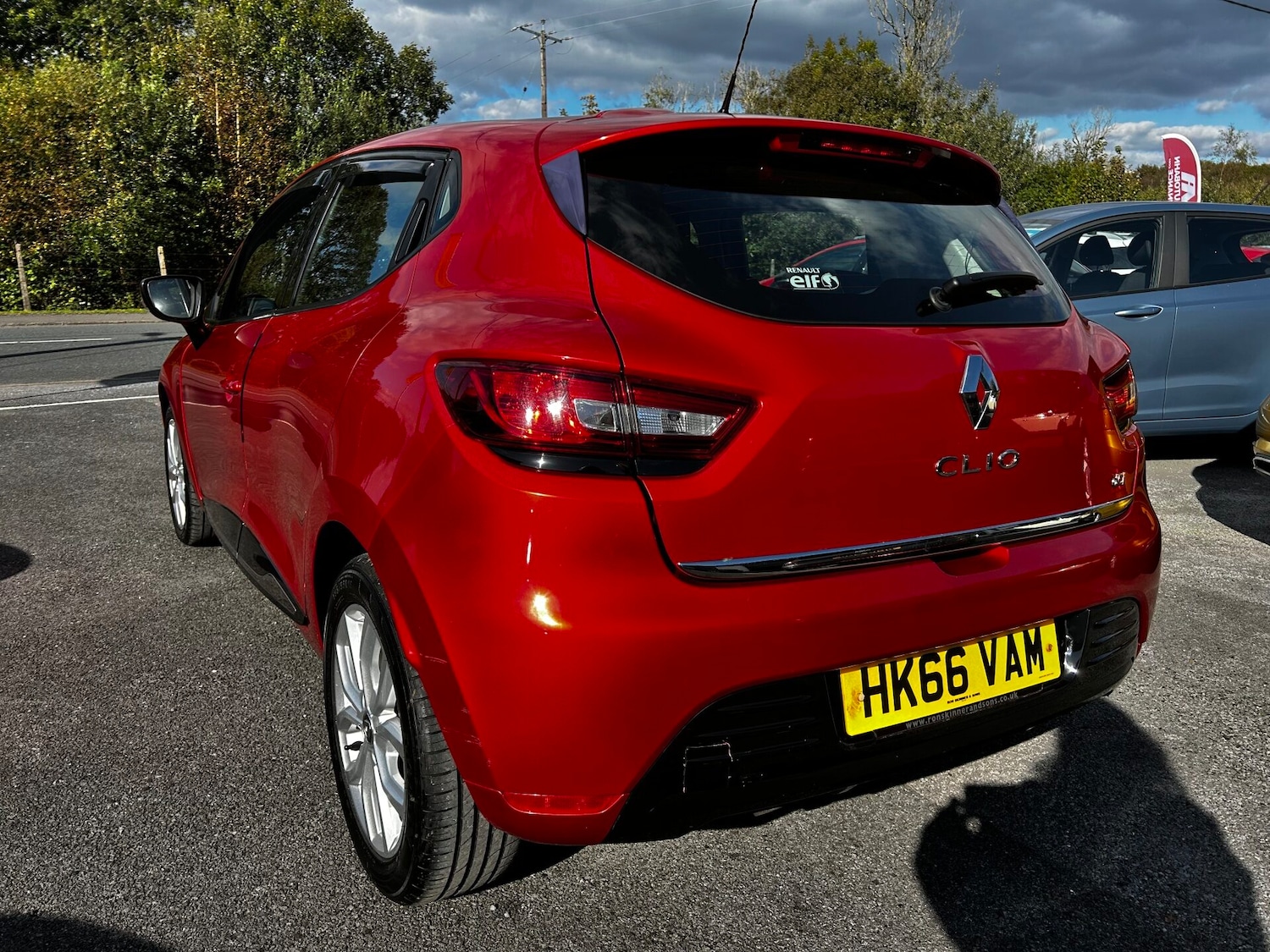 Used Renault Clio 2016 for sale - 76082172: Photo 6