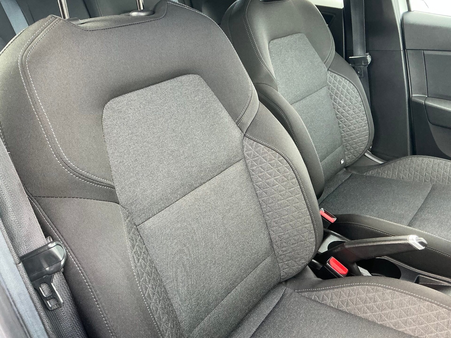 Used Renault Clio 2020 for sale - 76383252: Photo 15