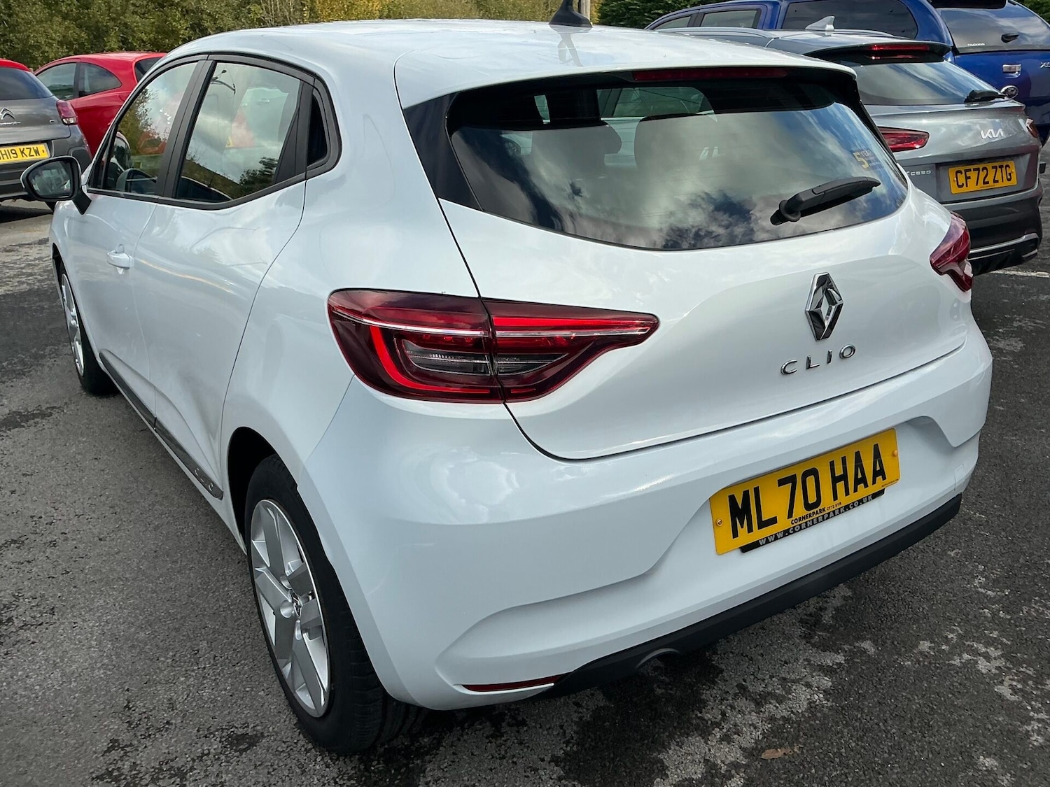 Used Renault Clio 2020 for sale - 76383252: Photo 5