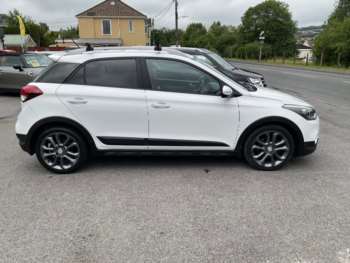 Used Hyundai i20 2017 for sale - 75079621: Photo