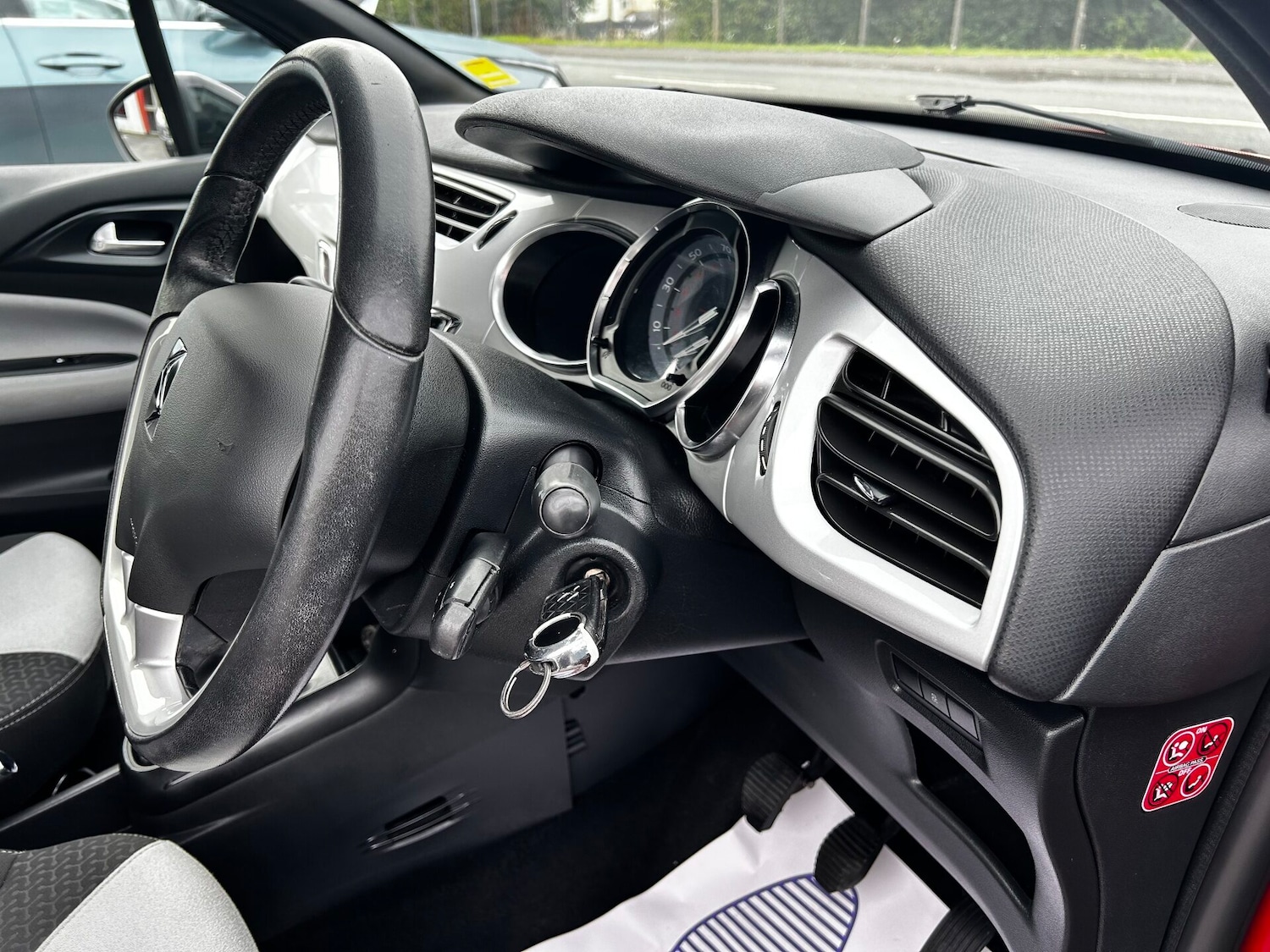 Used Citroen DS3 2014 for sale - 76148717: Photo 11