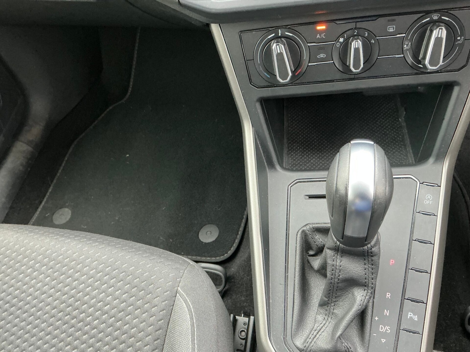 Used Volkswagen Polo 2021 for sale - 76428834: Photo 13