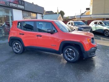 Used Jeep Renegade 2015 for sale - 77234557: Photo