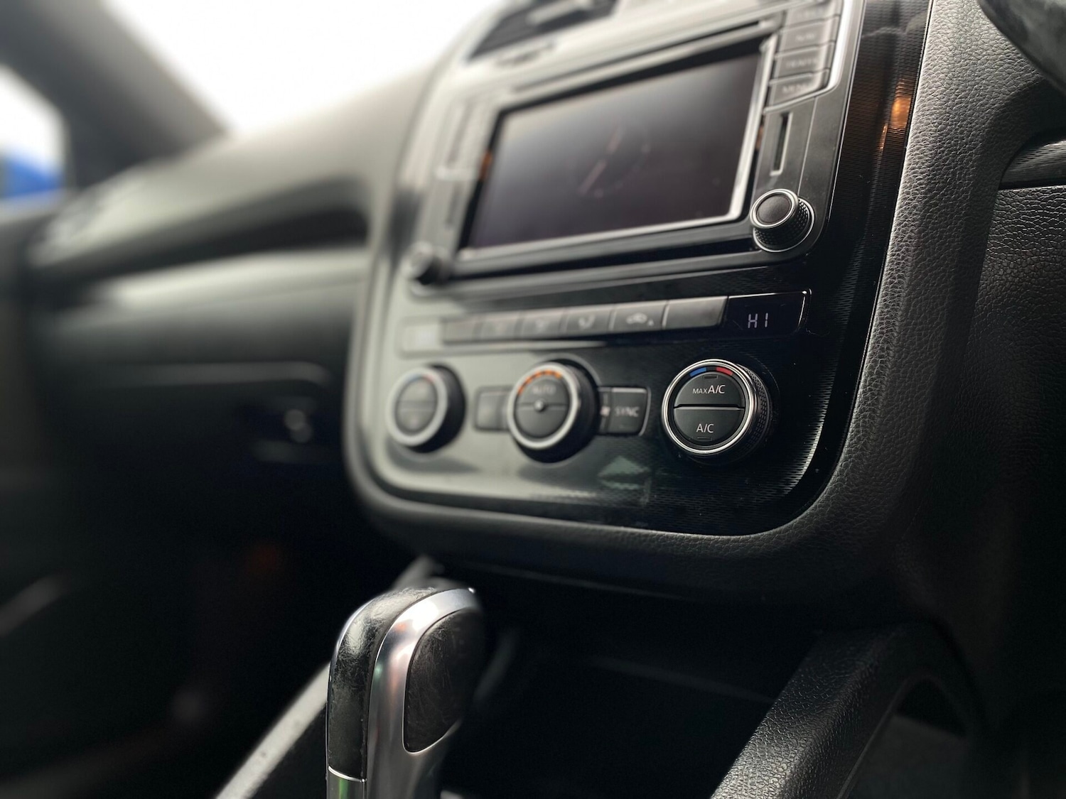 Used Volkswagen Scirocco 2016 for sale - 76207599: Photo 12