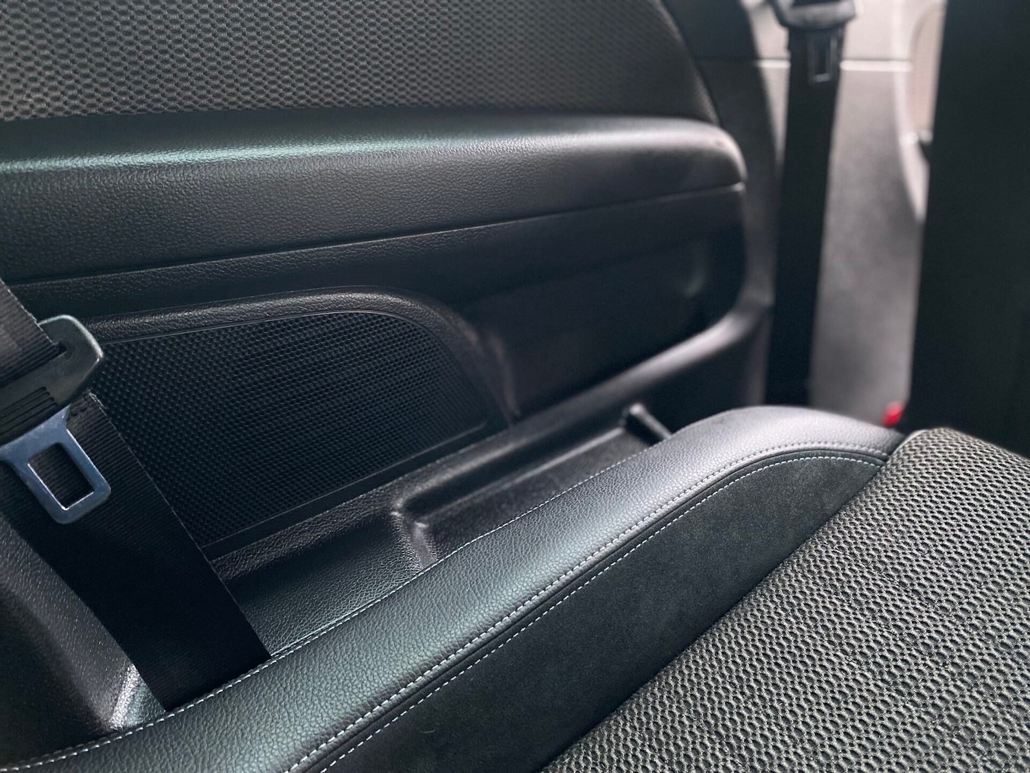 Used Volkswagen Scirocco 2016 for sale - 76207599: Photo 32