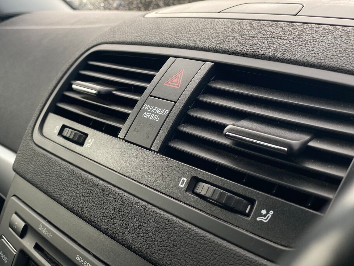 Used Skoda Yeti 2012 for sale - 77302847: Photo 23