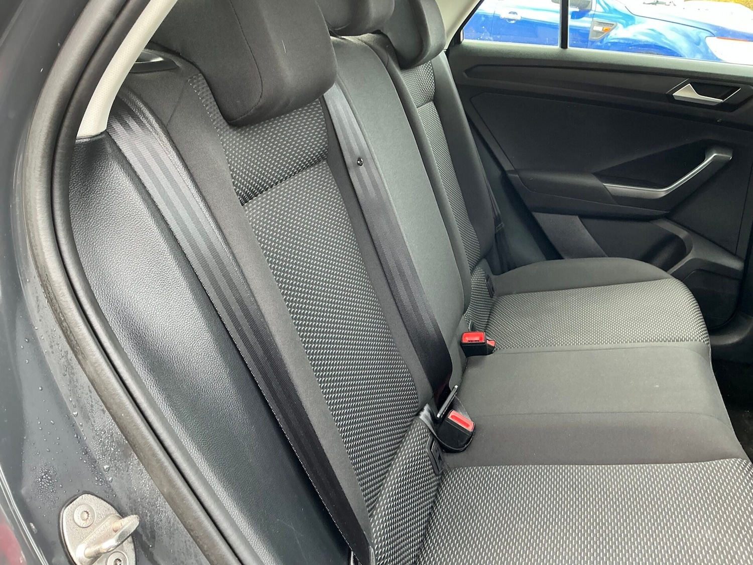 Used Volkswagen T-Roc 2021 for sale - 76383244: Photo 16