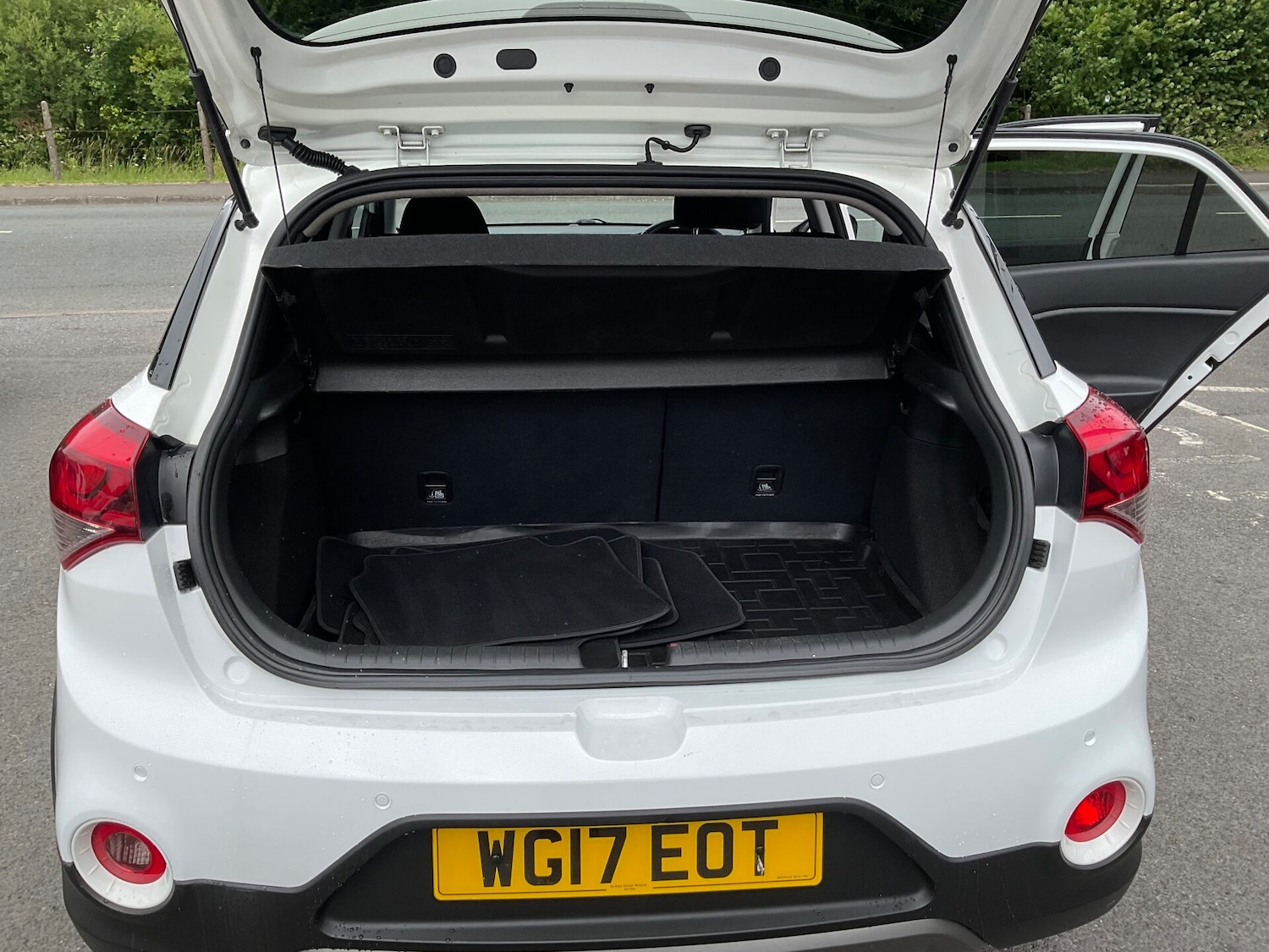 Used Hyundai i20 2017 for sale - 77889275: Photo 16