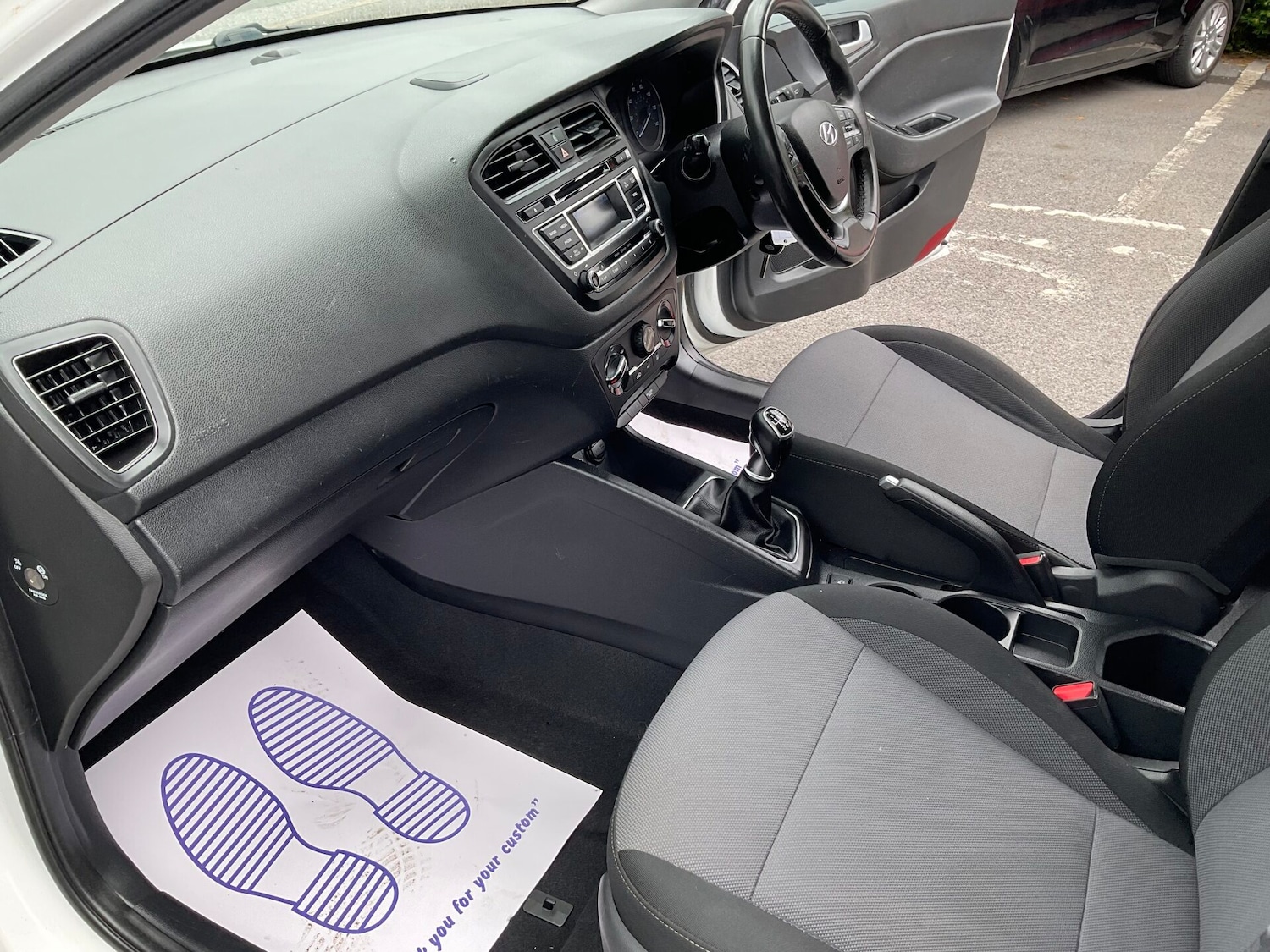 Used Hyundai i20 2017 for sale - 77889275: Photo 19